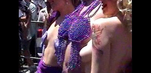  2007 Mermaid Parade 1